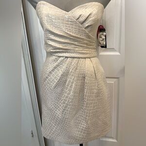 BNWT Laundry by Shelli Segal Strapless Dress